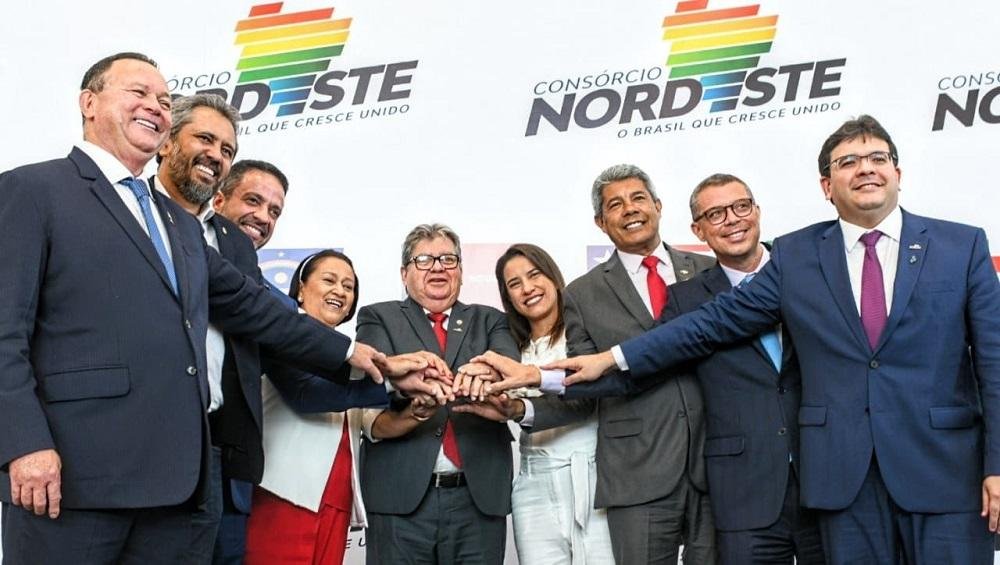 Governadores do Nordeste alertam Lula sobre riscos de queda no FPE e pedem solução para o problema
