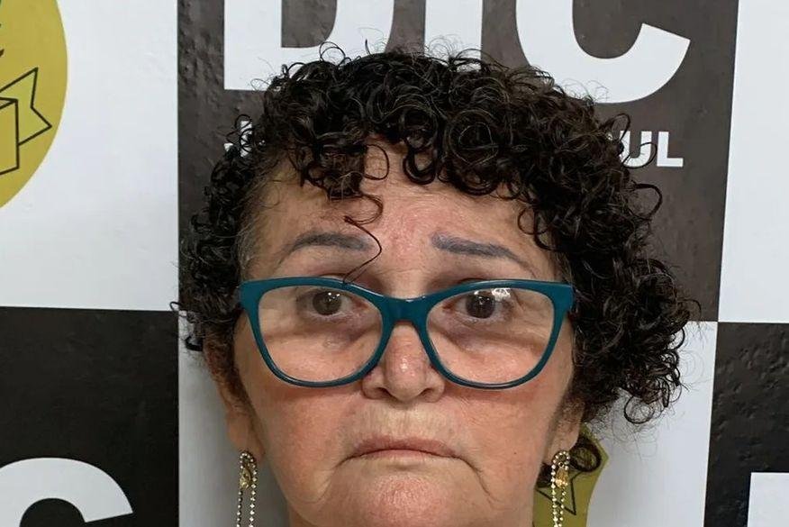 Pastora paraibana é presa em Santa Catarina suspeita de atrair vítimas para golpe com promessa de “um octilhão de reais”