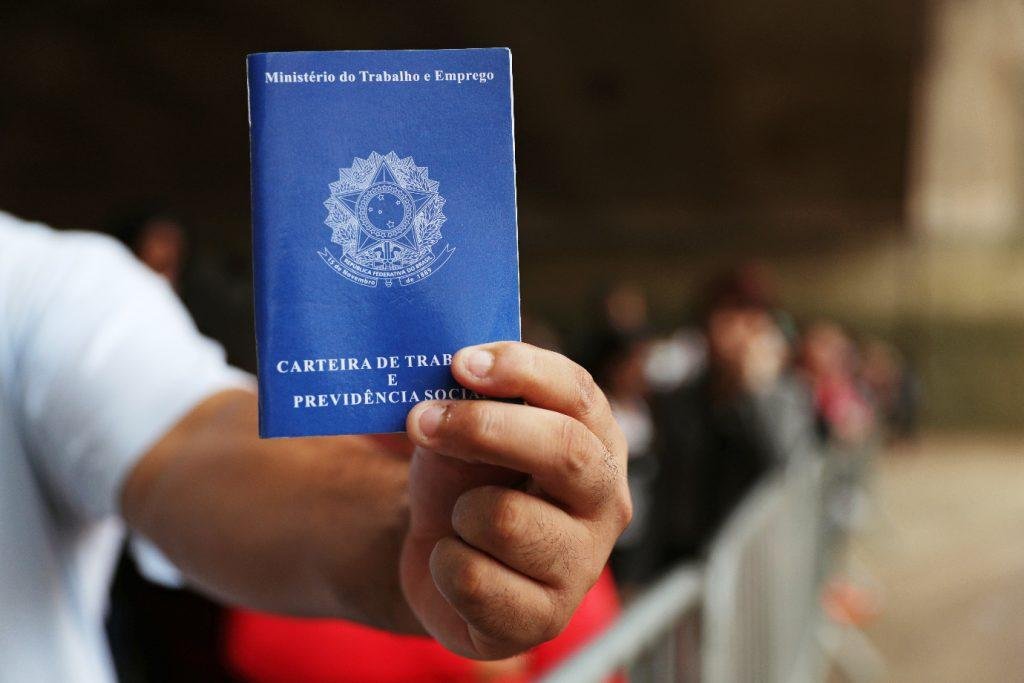 Semana inicia com mais de 300 vagas de emprego a partir desta segunda-feira em JP