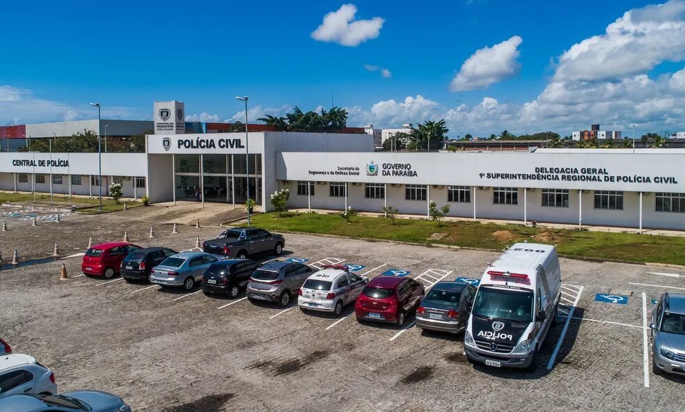 Proprietários de veículos recuperados e devolvidos após roubo devem cancelar restrições na Delegacia de Polícia Civil