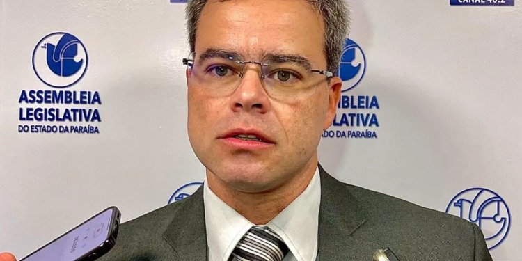 George Morais admite possibilidade do União Brasil apoiar André Coutinho em Cabedelo