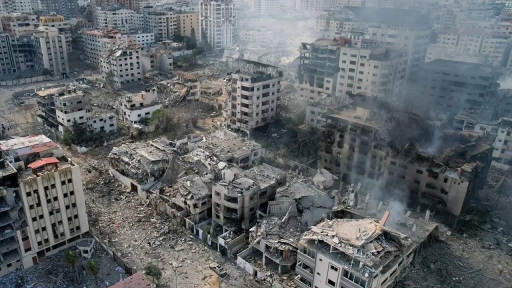 Israel amplia ataques e determina que população de Gaza vá para o Sul