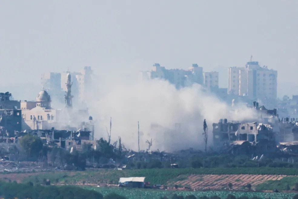 Israel faz operação por terra na Faixa de Gaza