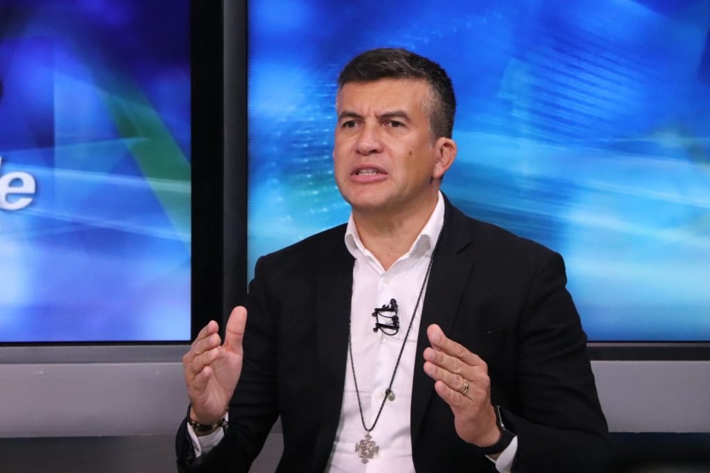 Dirigente do PL diz que Bolsonaro virá à Paraíba para resolver impasse entre Triunvirato e Queiroga