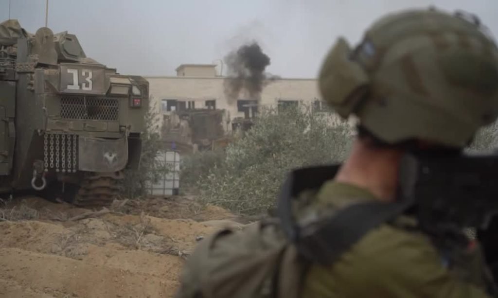 Israel diz estar aberto a pausas para ajuda e saída de reféns de Gaza Israel diz estar aberto a pausas para ajuda e saída de reféns de Gaza