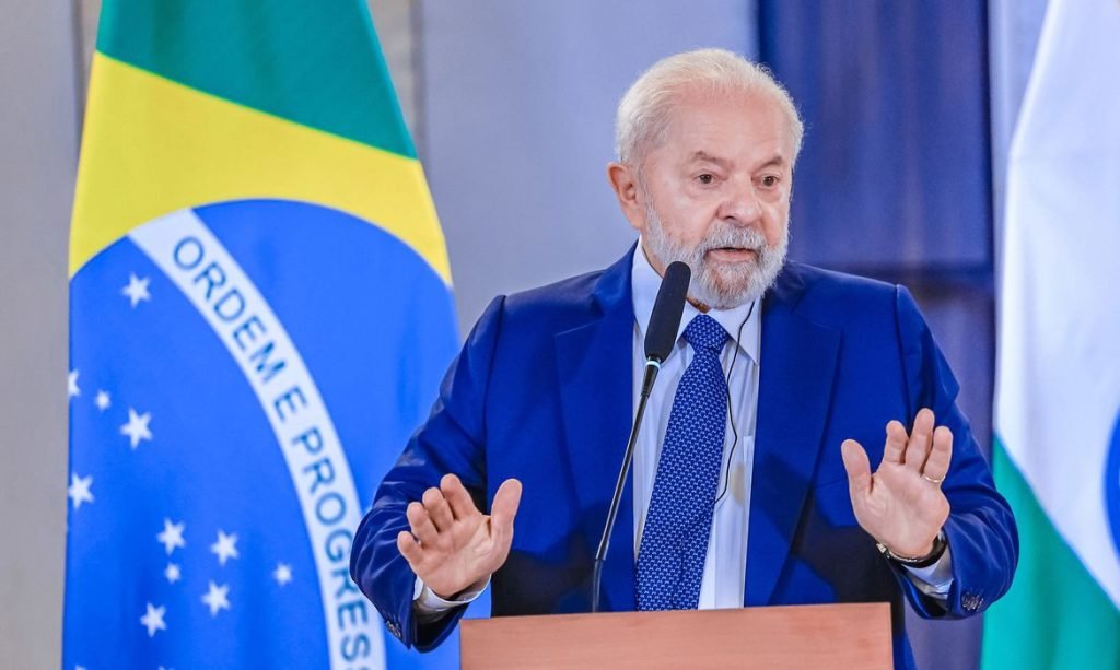 Após não vir mais a Paraíba, Lula envia dois ministros para entrega de moradias no Estado