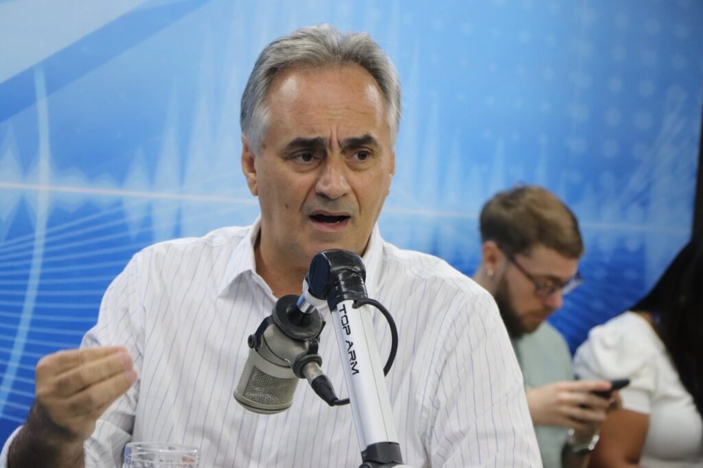 Cartaxo diz que não aceita coordenar campanha de Cida e não garante votar em candidato do PT, em João Pessoa