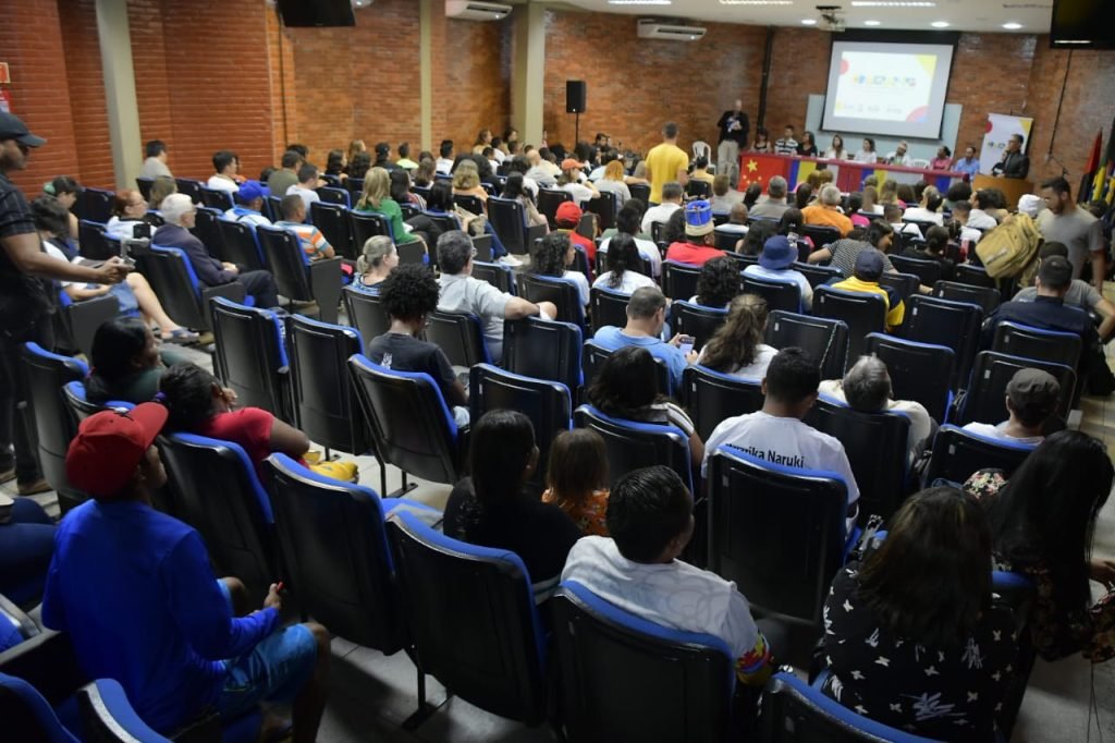 Governo da Paraíba discute políticas públicas e ações para migrantes, refugiados e apátridas