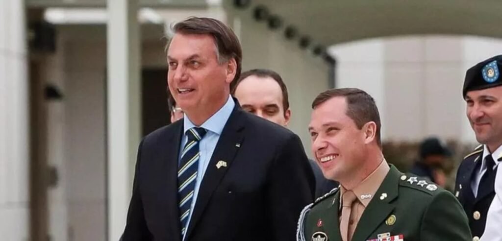 Mauro Cid diz que a minuta do golpe tinha ordem para ‘prender todo mundo’