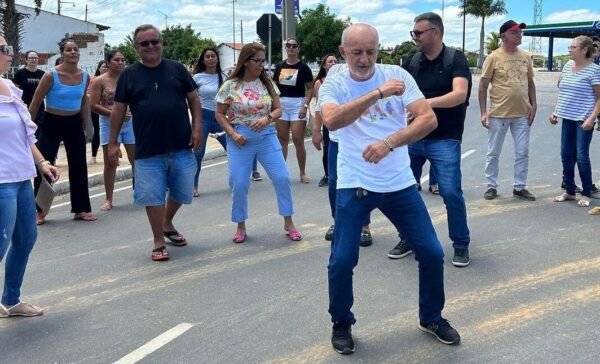 Tribunal nega habeas corpus para ‘prefeito dançarino’, investigado pela Polícia Federal por falsificar documento