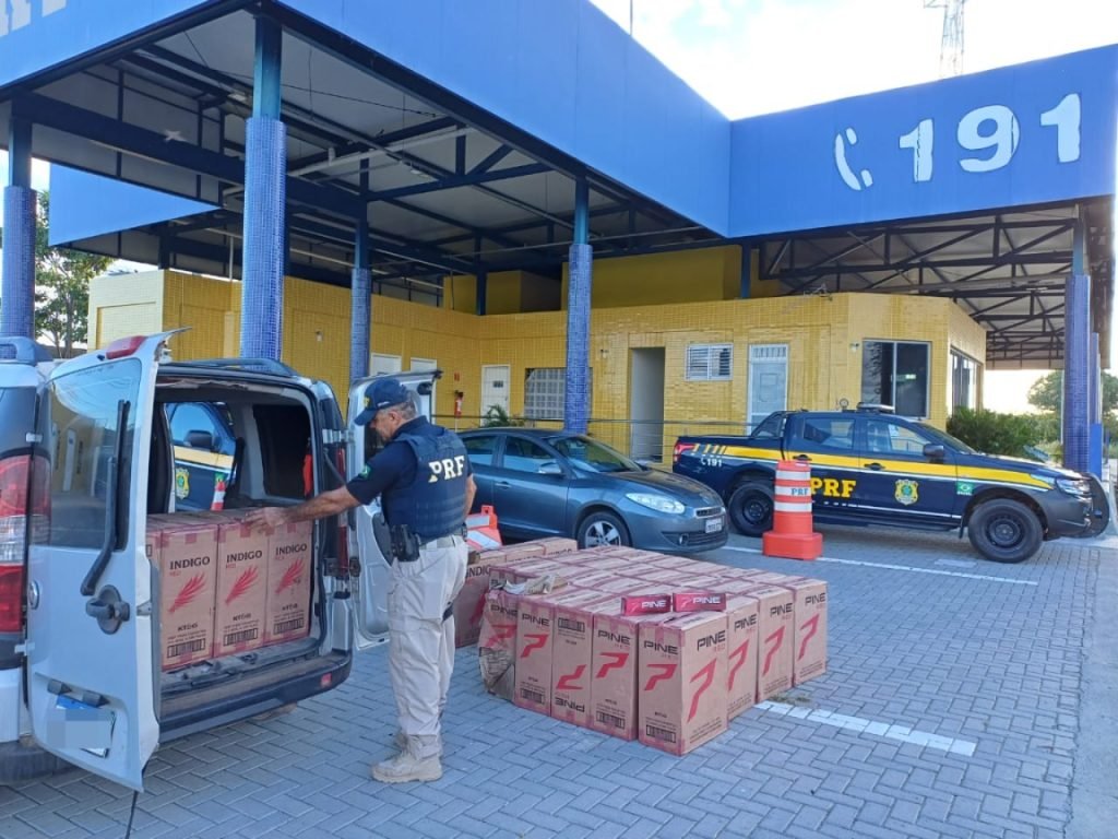 PRF na Paraíba apreende carga de cigarros contrabandeados da Coreia