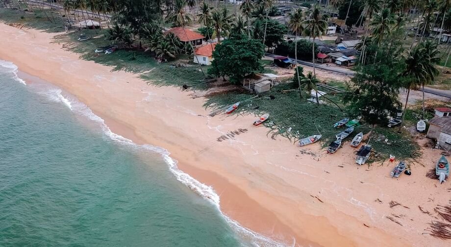 ‘Não comprem casas perto de praias, o mar vai tomar tudo’, diz perito em clima