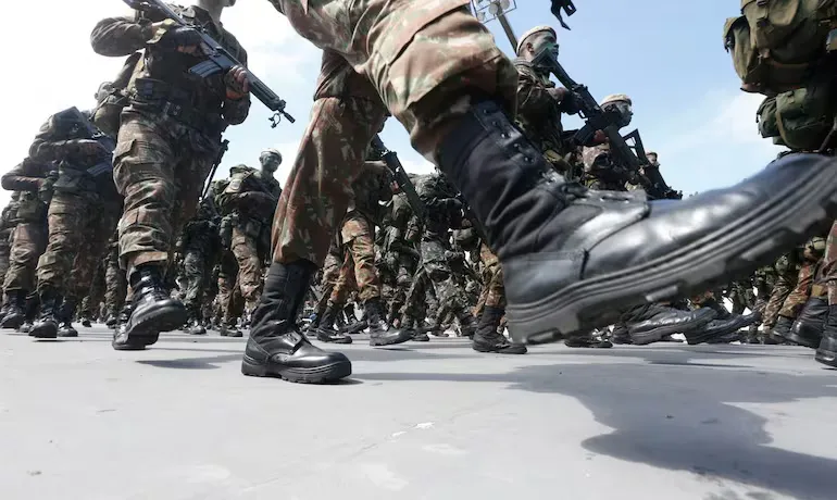 Projeto com mudanças na aposentadoria de militares deve ser enviado hoje ao Congresso