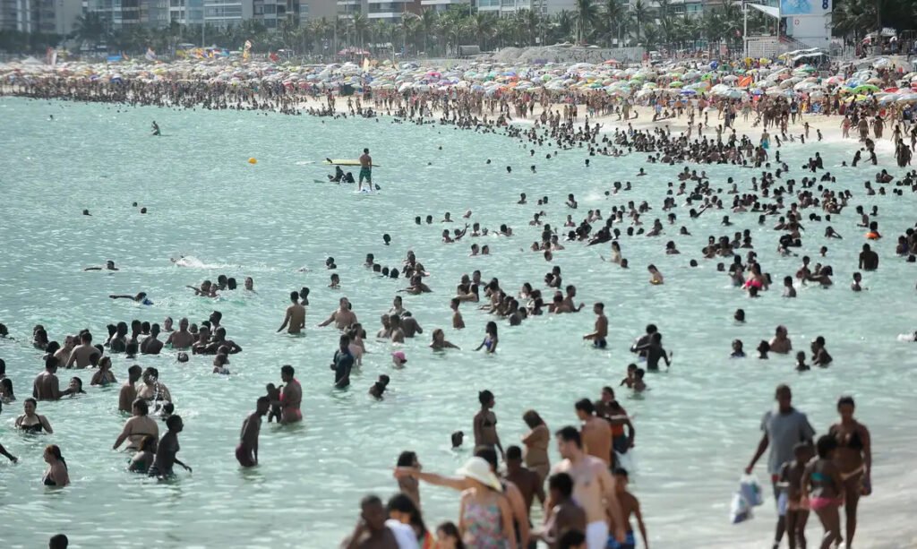 Verão começou e previsão é de menos chuvas na maior parte do país