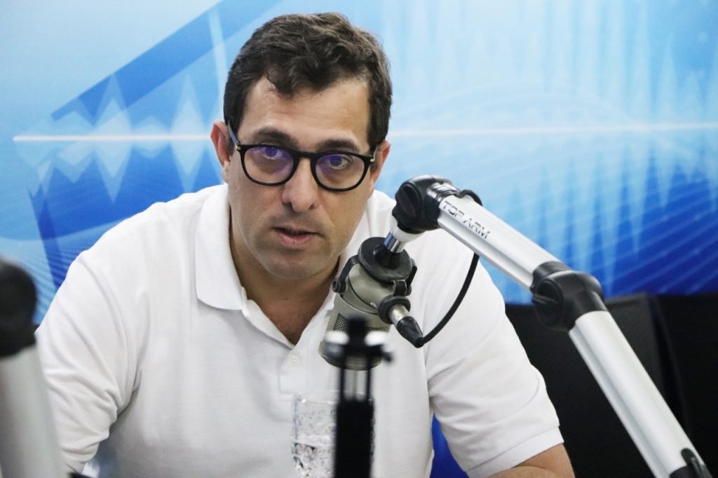 Gervásio põe nome como alternativa do PSB para a disputa ao Governo do Estado