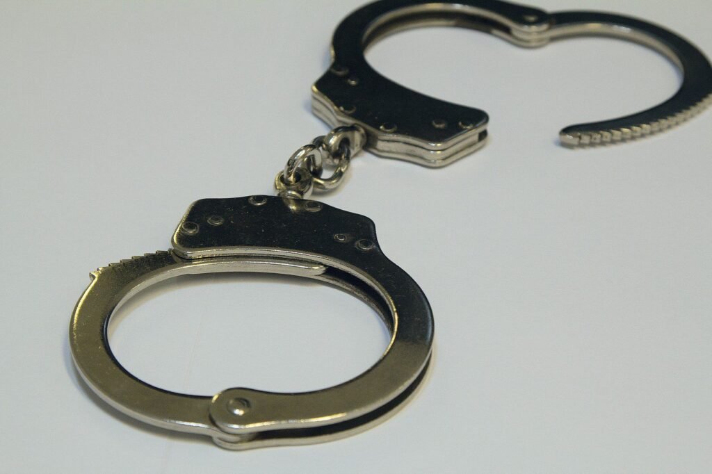 Polícia prende homem apontado como maior estelionatário do ramo imobiliário da Paraíba Polícia prende homem apontado como maior estelionatário do ramo imobiliário da Paraíba