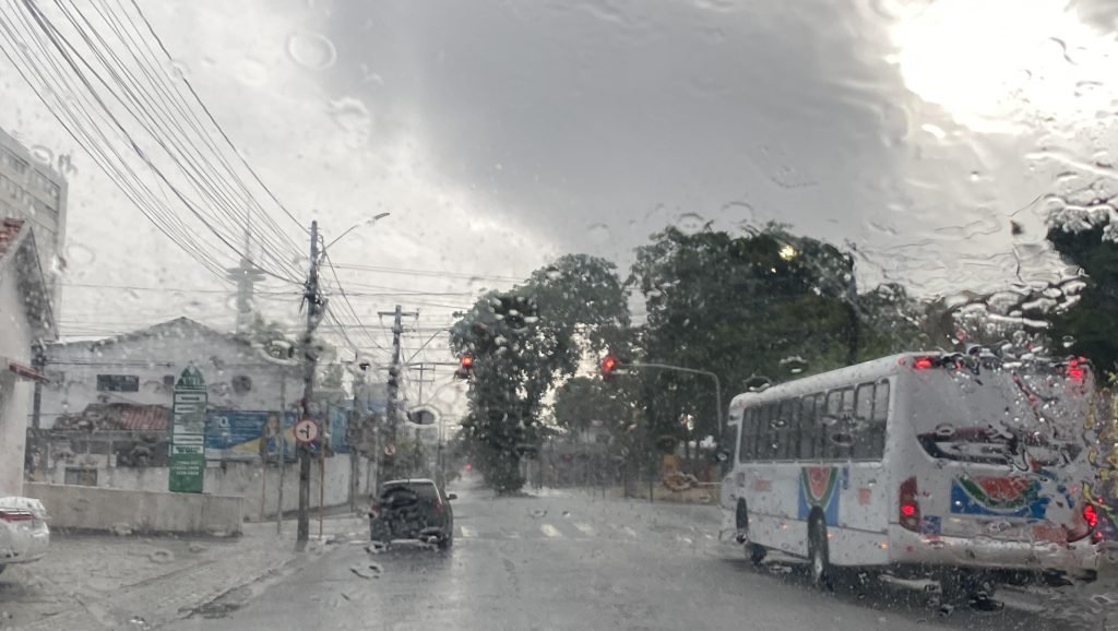 João Pessoa e Região Metropolitana amanhecem sob chuva; veja previsão para hoje João Pessoa e Região Metropolitana amanhecem sob chuva; veja previsão para hoje