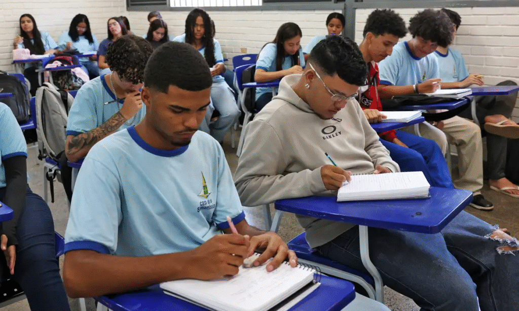 Pé-de-Meia: pagamento da 7ª parcela começa nesta segunda-feira