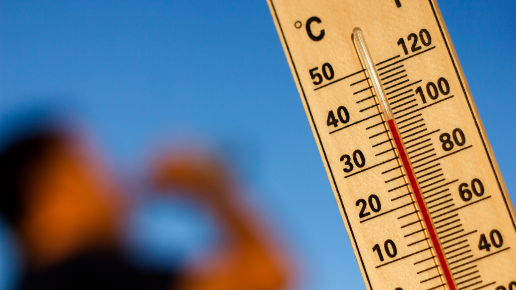 Setembro começa com forte onda de calor em todo o Brasil, alerta INMET