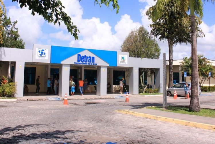 Detran-PB abre Renach para candidatos da 4ª chamada do Programa Habilitação Social Detran-PB abre Renach para candidatos da 4ª chamada do Programa Habilitação Social