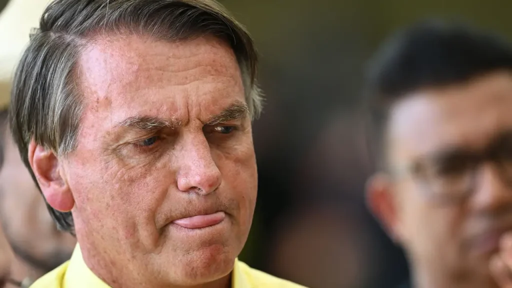 52% acreditam que prisão de Bolsonaro ocorreu por seus próprios atos