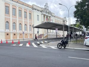 Estrutura para solenidade de posse de Lucas já começa a ser montada; confira