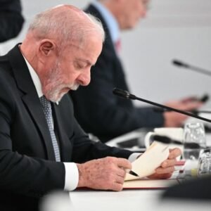 Lula afirma que nunca foi esquerdista e sugere modelo de votação do Brasil para a ONU