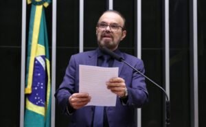 Projeto cria política nacional de inclusão e letramento digital para pessoas
idosas