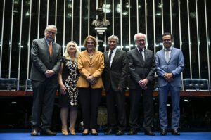 Sessão especial destaca importância da imprensa na promoção do turismo
