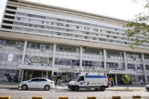 Projeto cria política nacional para valorizar preceptores de residência médica