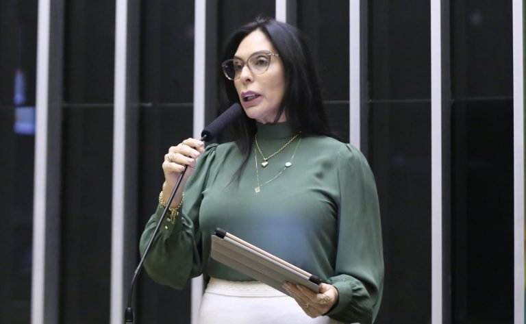 Projeto eleva para R$ 250 mil o teto de isenção de IPI na compra de carros por
pessoas com deficiência